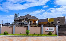 Bays Lodge, Accra
